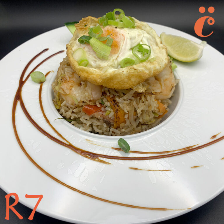 R7 - Khao Pad Kung